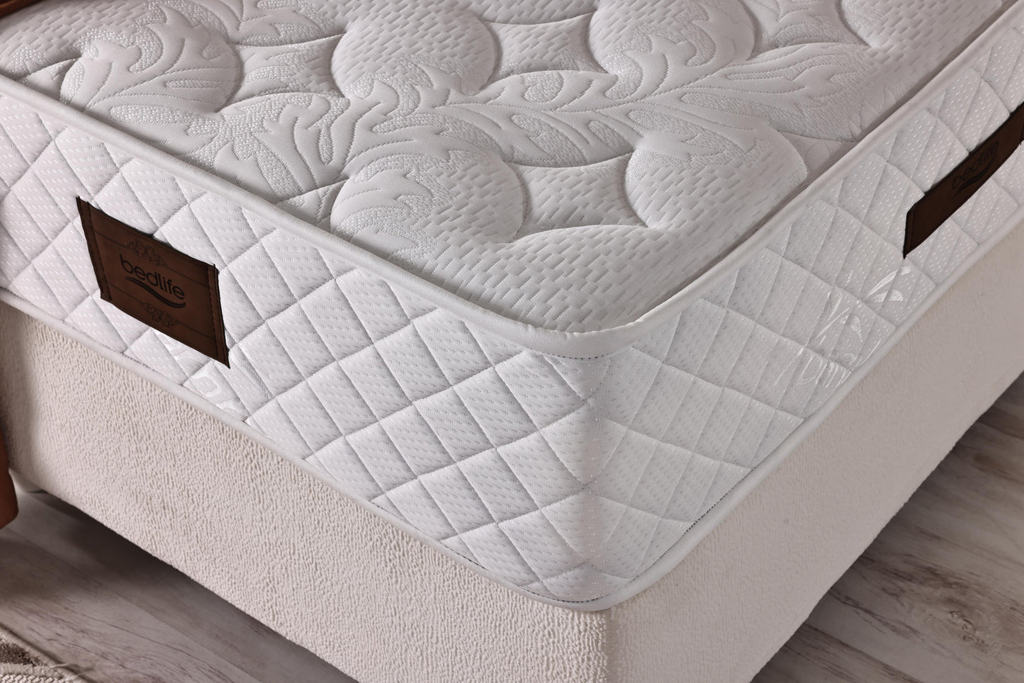 BOHEM Luxury Upholstered Bed Set – Ivory Bouclé Platform Bed with Curved Arch Headboard