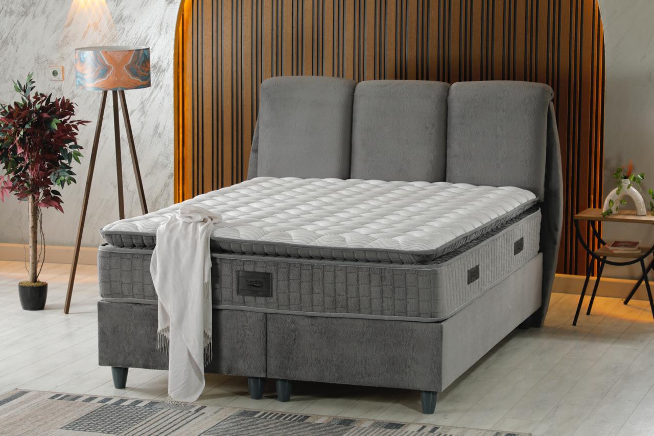 CAIRO Luxury Upholstered Bed Set – Light Gray Platform Bed with Modern Triple-Panel Headboard