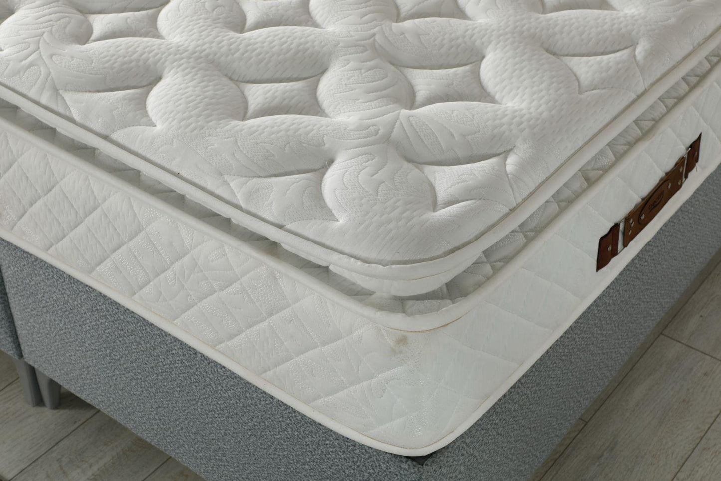ROYAL Luxury Upholstered Bed Set – Modern Platform Bed in Gray